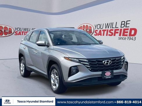 Used 2024 Hyundai Tucson SE AWD/4WD image 1