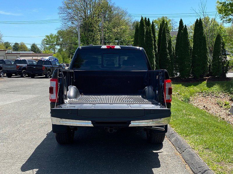 Used 2022 Ford F150 Lariat w/ Equipment Group 502A High AWD/4WD image 9