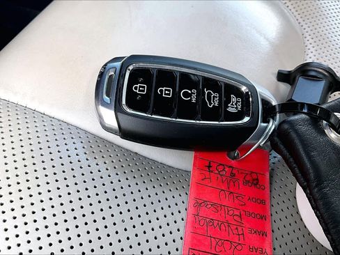Used 2021 Hyundai Palisade Calligraphy image 15