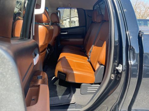 Used 2012 Toyota Tundra Limited w/ TRD Off-Road Pkg image 15