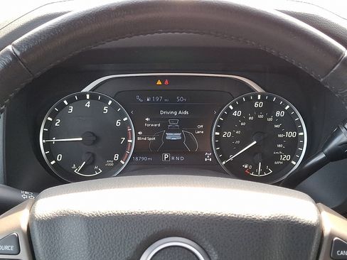 Certified 2024 Nissan Titan SV w/ SV Bronze Edition Package image 23