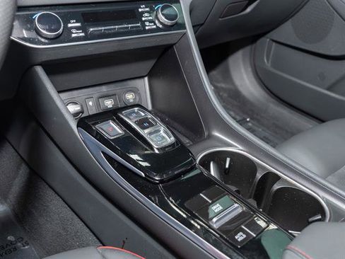 Used 2020 Hyundai Sonata SEL Plus image 13