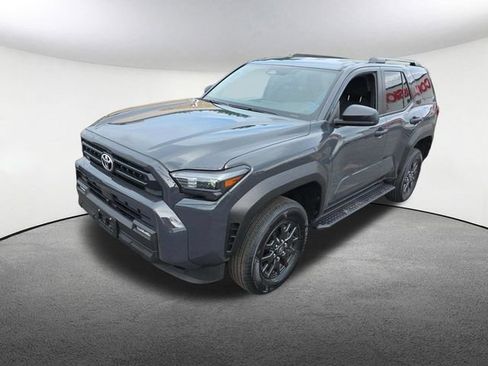 Used 2025 Toyota 4Runner SR5 AWD/4WD image 2