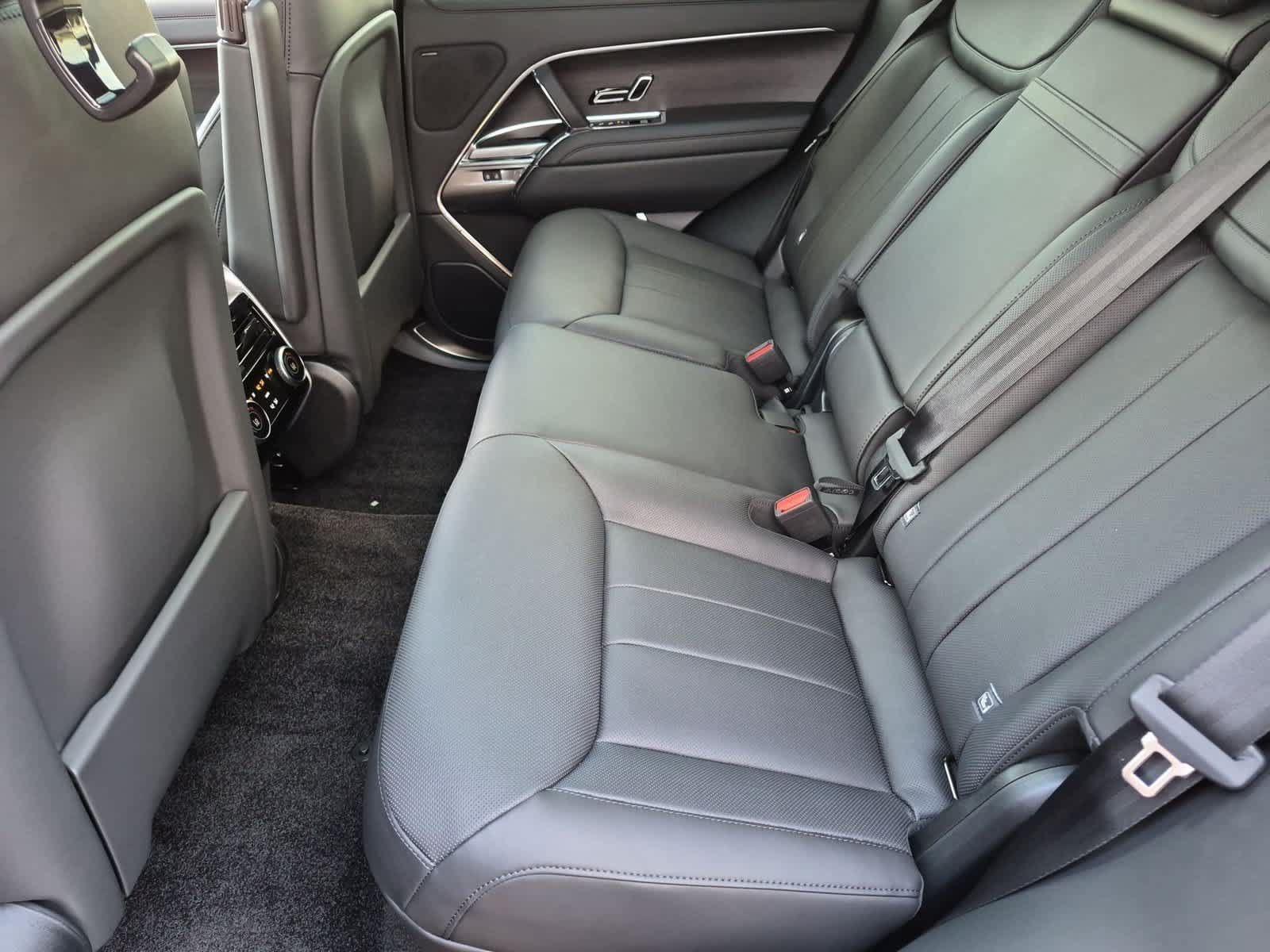 New 2027 Land Rover Range Rover SE AWD/4WD image 19