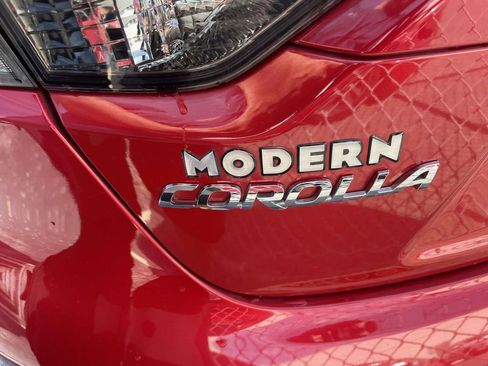 Used 2021 Toyota Corolla XLE image 17