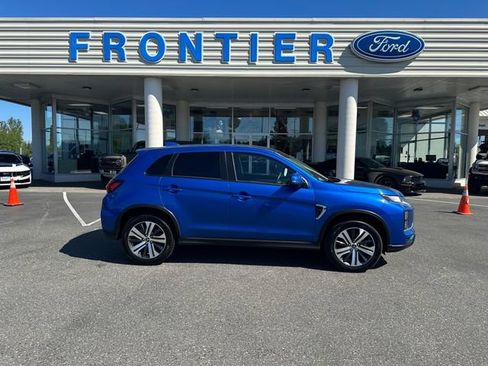 Used 2024 Mitsubishi Outlander Sport ES AWD/4WD image 1