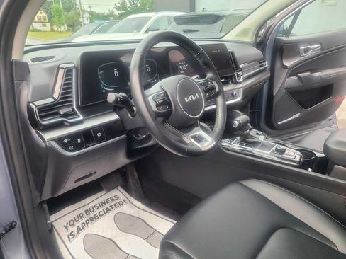 Used 2025 Kia Sportage EX w/ Premium Package AWD/4WD image 15
