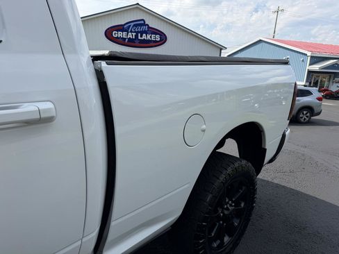 Used 2022 RAM 2500 Big Horn w/ Level C Equiment Group AWD/4WD image 13
