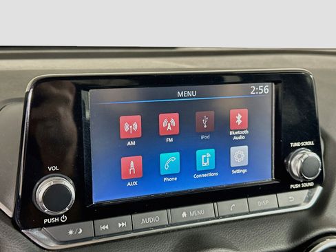 Used 2024 Nissan Sentra S FWD image 21