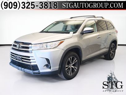Used 2019 Toyota Highlander LE