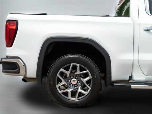 Used 2022 GMC Sierra 1500 SLT RWD image 5