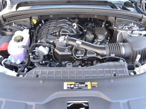 New 2025 Jeep Grand Cherokee Limited w/ Black Appearance Package image 35