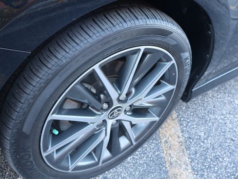 Used 2021 Toyota Camry XLE image 24