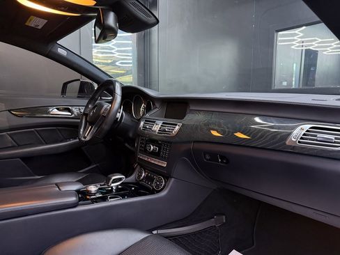 Used 2014 Mercedes-Benz CLS 63 AMG 4MATIC image 26
