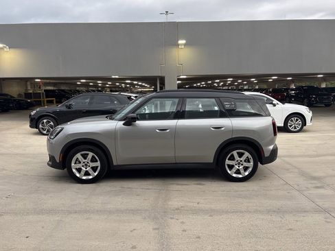 Used 2025 MINI Cooper Countryman S image 9