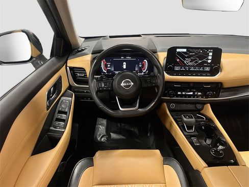 Used 2023 Nissan Rogue Platinum w/ Platinum Premium Package image 24