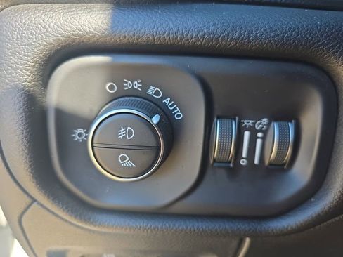 Used 2023 RAM 1500 Laramie image 24