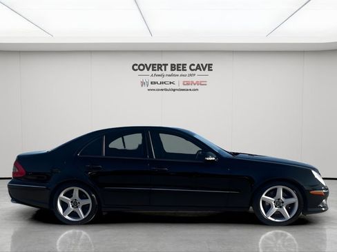 Used 2009 Mercedes-Benz E 350 Sedan image 11