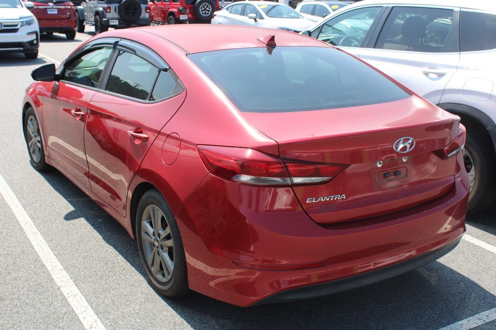 Used 2018 Hyundai Elantra SEL FWD image 6