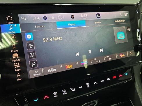 New 2026 Jeep Grand Cherokee Limited w/ Limited Altitude Package image 19