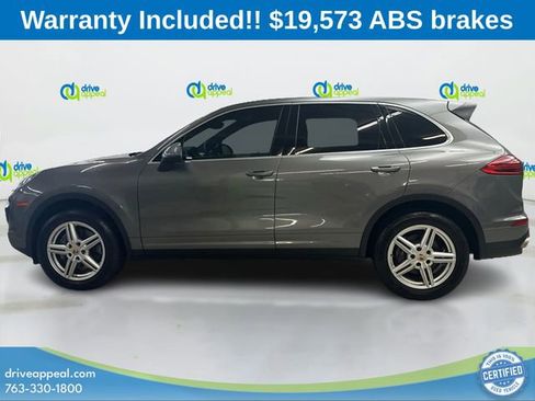Used 2016 Porsche Cayenne AWD/4WD image 9