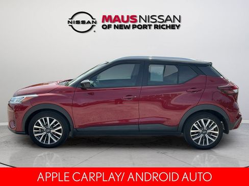 Certified 2024 Nissan Kicks SV FWD image 5