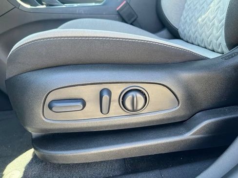 Certified 2024 Chevrolet Equinox LS w/ LS Convenience Package AWD/4WD image 14