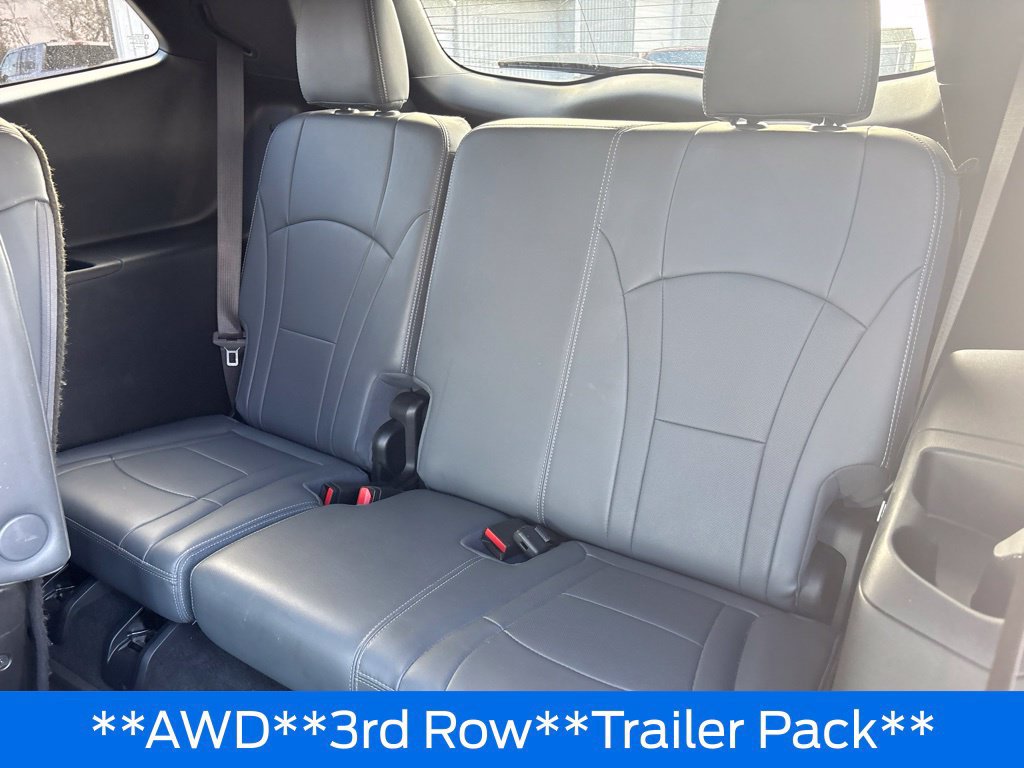 Used 2023 Buick Enclave Premium AWD/4WD image 18