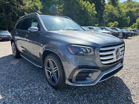 New 2026 Mercedes-Benz GLS 450 4MATIC image 1