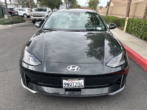 Used 2023 Hyundai Ioniq 6 SEL image 3