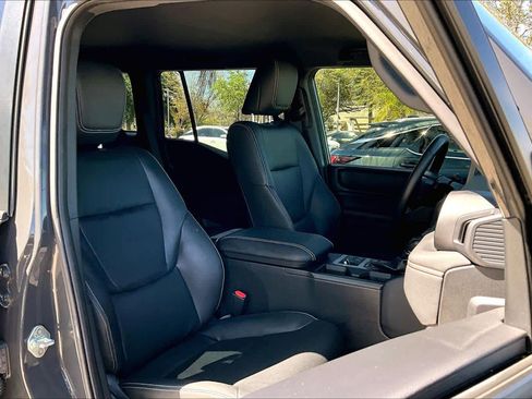 Used 2024 Toyota Land Cruiser image 9