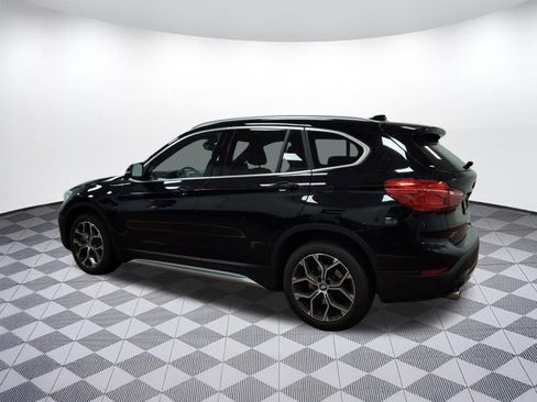 Used 2022 BMW X1 xDrive28i w/ Convenience Package image 3