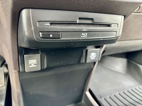 Used 2019 Honda Odyssey Elite image 31