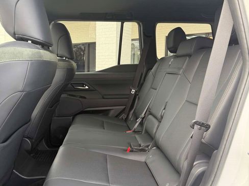 Used 2025 Lexus GX 550 AWD/4WD image 21