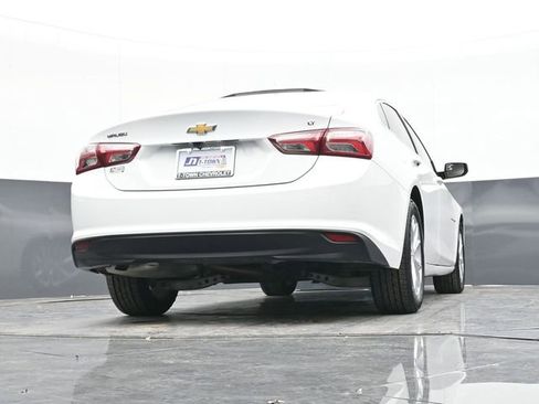 Used 2021 Chevrolet Malibu LT image 43