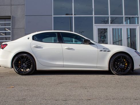 Used 2022 Maserati Ghibli Modena Q4 image 4