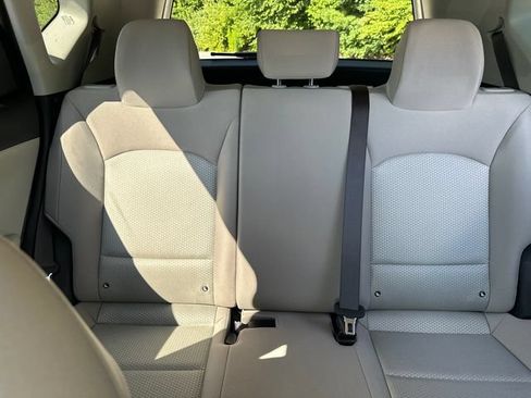 Used 2025 Kia Soul LX FWD image 32