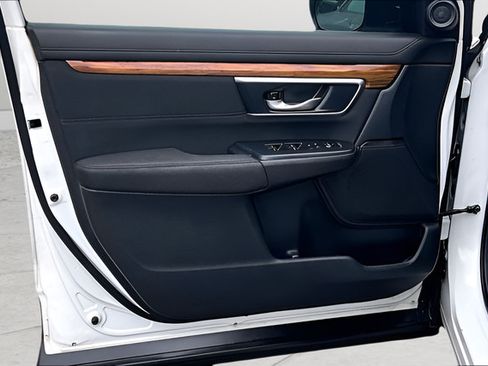 Used 2019 Honda CR-V EX image 17