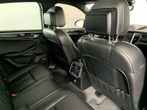Used 2018 Porsche Macan Sport Edition image 28