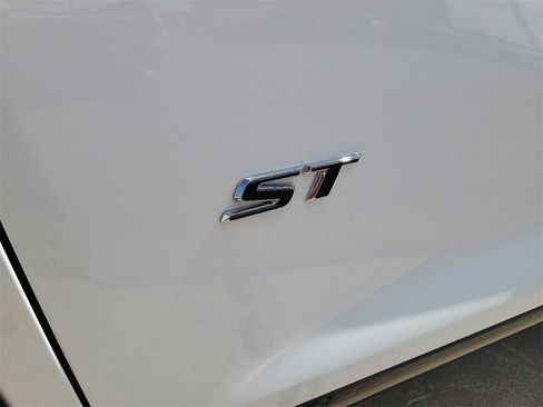 New 2025 Buick Enclave Sport Touring w/ Super Cruise Package image 9