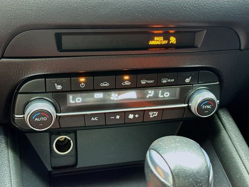 Used 2019 MAZDA CX-5 Touring FWD image 12