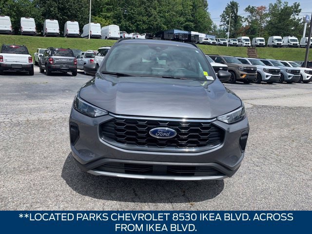 Used 2025 Ford Escape ST-Line AWD/4WD image 2