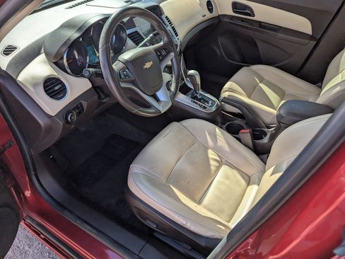 Used 2013 Chevrolet Cruze LTZ w/ Enhanced Safety Package image 9