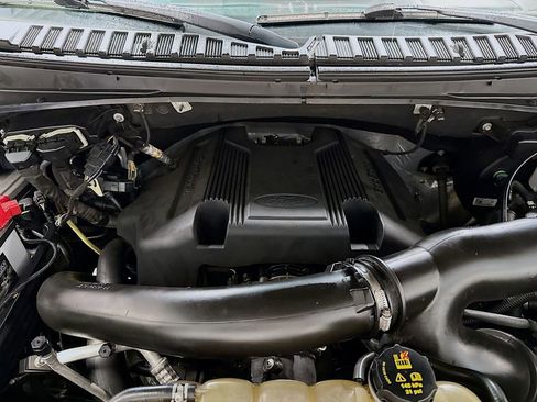 Used 2019 Ford Expedition Limited AWD/4WD image 32