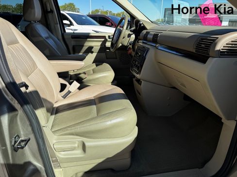 Used 2006 Ford Freestar SEL image 27