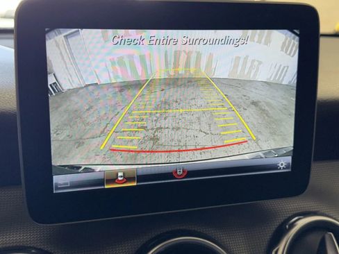 Used 2020 Mercedes-Benz GLA 250 image 11