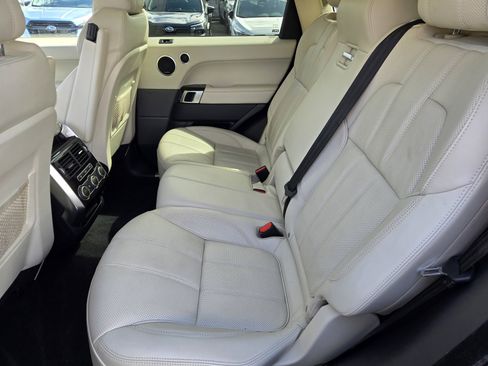 Used 2016 Land Rover Range Rover Sport Supercharged AWD/4WD image 12