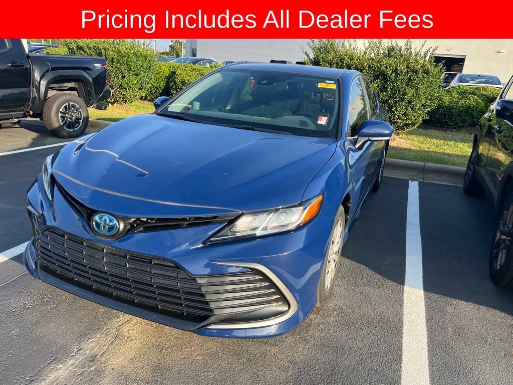 Used 2024 Toyota Camry LE w/ Cold Weather Package FWD image 20