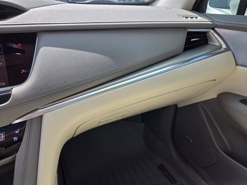 Used 2024 Cadillac XT5 Premium Luxury FWD image 29
