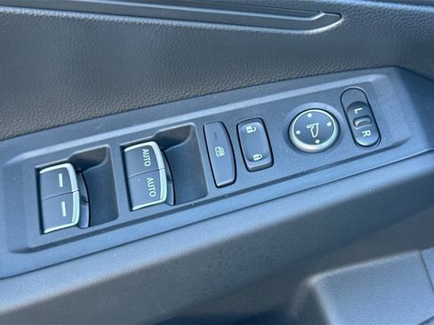 Certified 2025 Honda Accord LX image 12